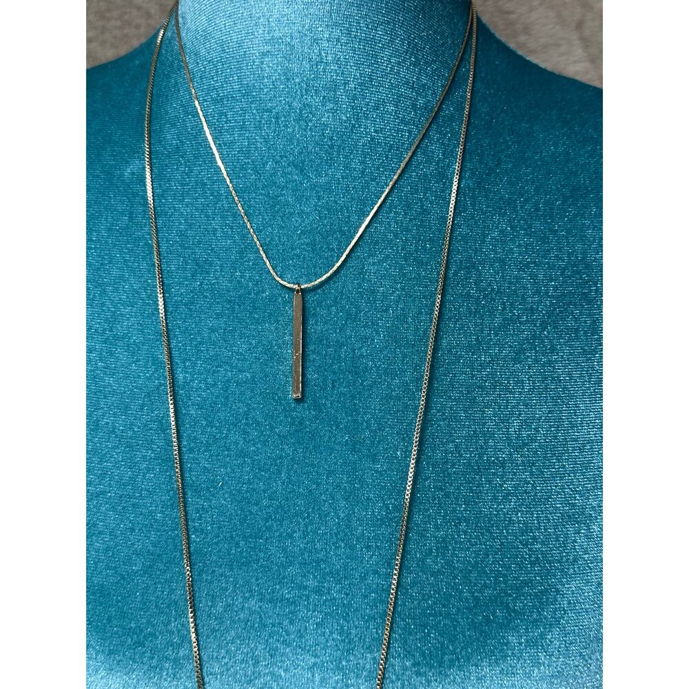 Universal Thread Layered Bar Pendant Necklace Gold Tone Minimalist Long Necklace